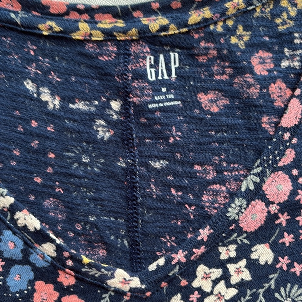 Gap Factory Easy Tee - Picture 2 of 7